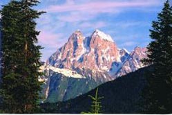 Vorderasien, Georgien: Swanetien - Wandern in Swanetien und der Kasbek-Region - Berg Uschba 