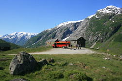 Nordeuropa, Norwegen: Norwegen i hytta - Kleinbus im Hochland